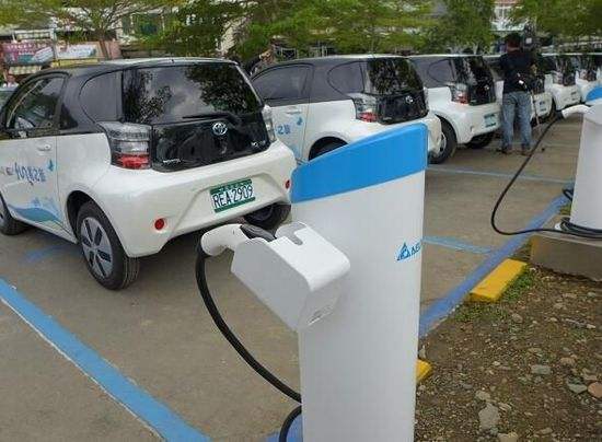 2040年全球電動汽車將達(dá)5億輛 但充電樁還存巨大缺口