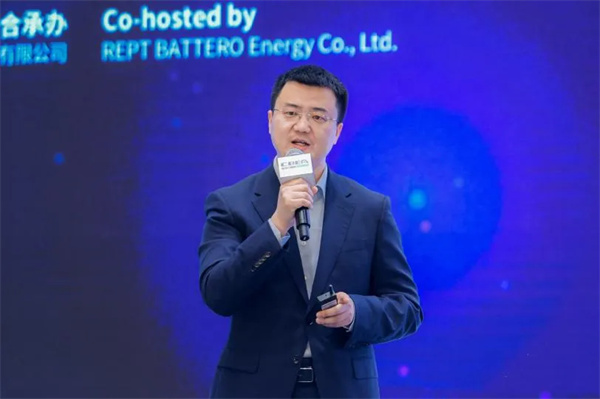展灣科技亮相CIBF2024，為電池行業注入數智動力