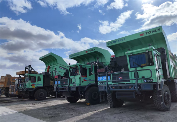 微宏與同力重工聯合推出環保型混合動力礦用卡車